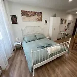 In Centro Storico Apartamento Intra