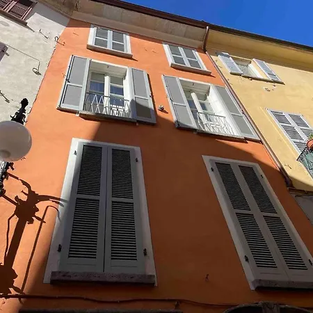 Apartamento In Centro Storico Intra